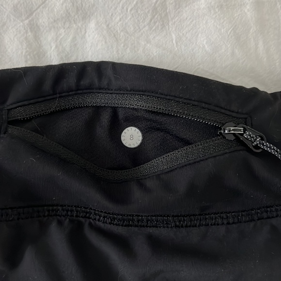 lululemon Speed Up short - Picture 3 of 3